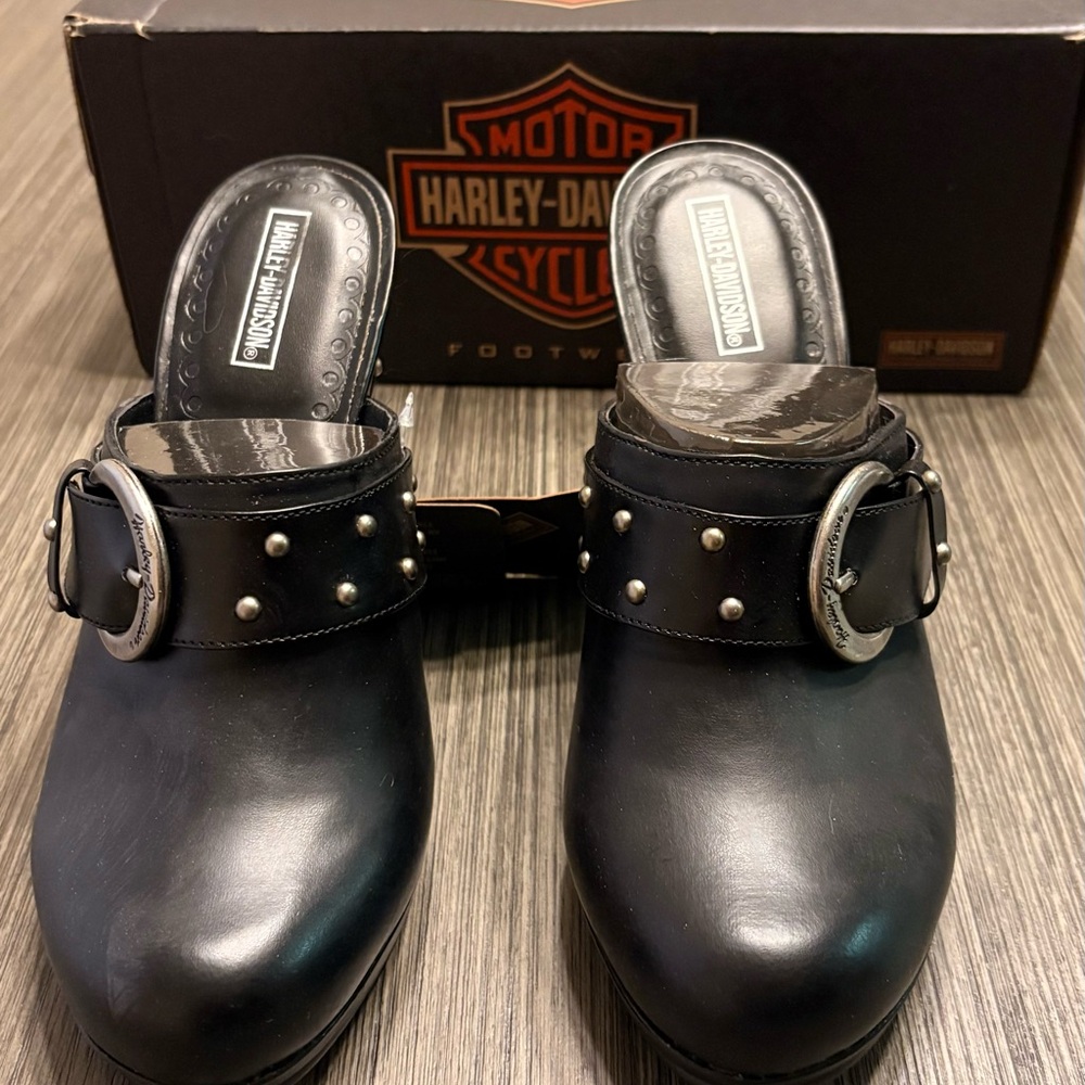 Harley-Davidson  Lenni Black Mules with Metallic Accents